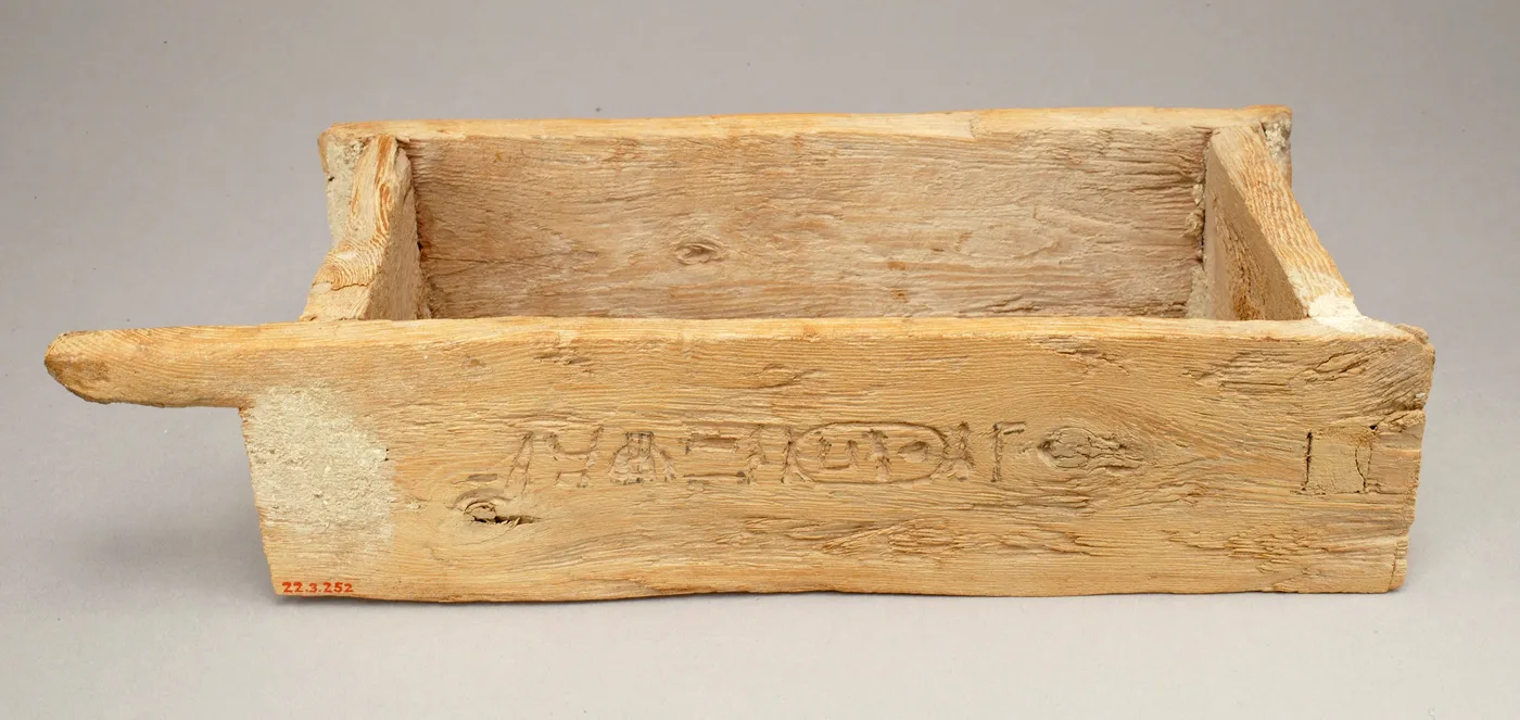 A brick mold from a foundation deposit for Hatshepsut's temple (Egypt)