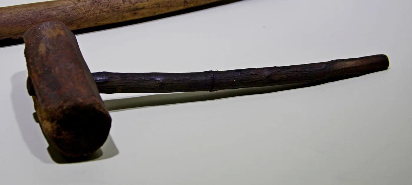 Wooden hammer