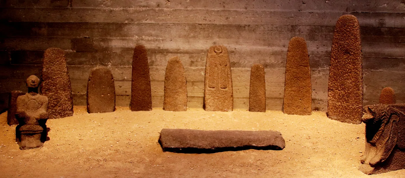 Sacred pillars