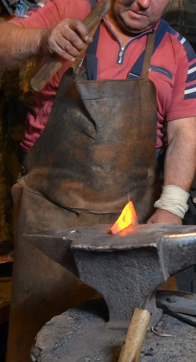 Leather apron